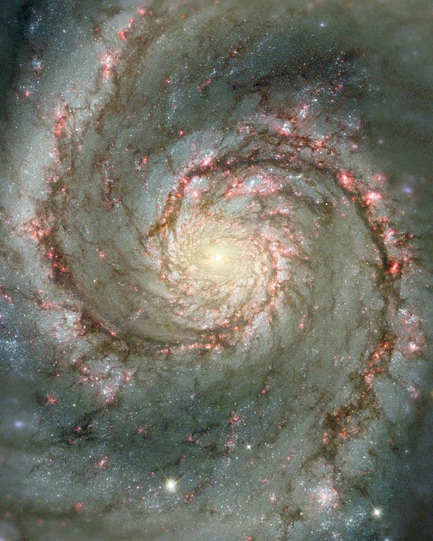 galaxie du tourbillon m51 telescope hubble